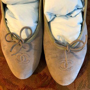 100% CHANEL Blue/Gray Suede CC Ballet Shoe 40 10